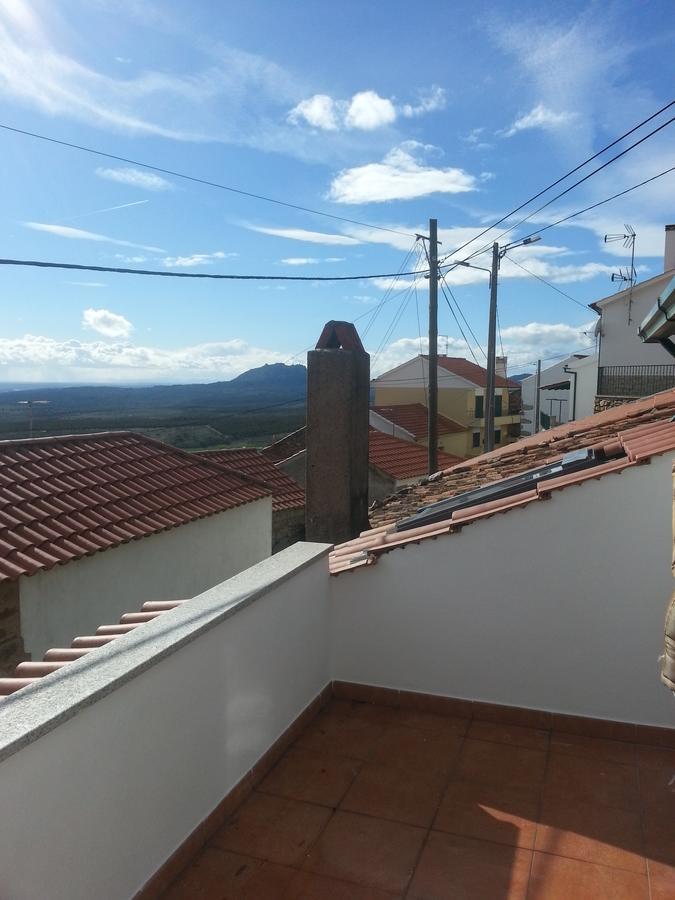 Casa Do Alecrim Villa Penha Garcia Exterior foto